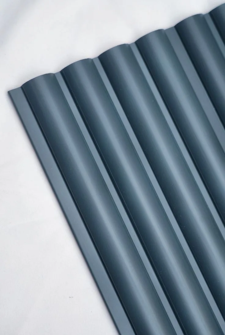 Thermoshin panel